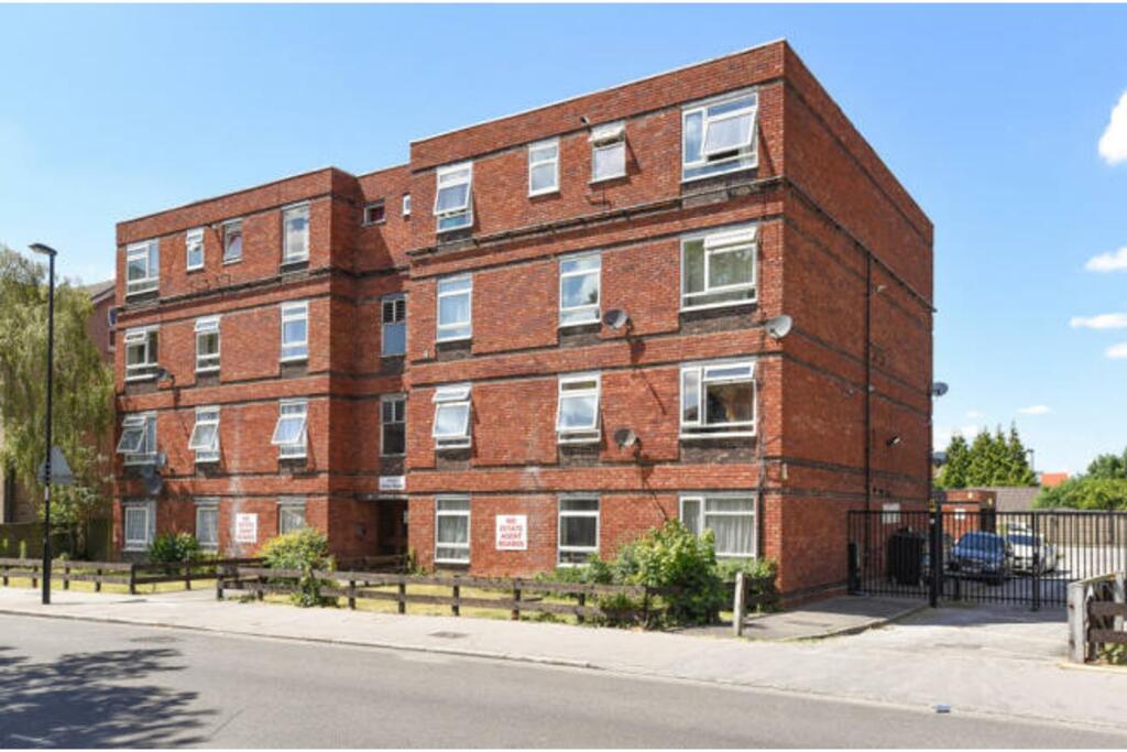 Main image of property: 19 Campbell Road, Croydon, CR0