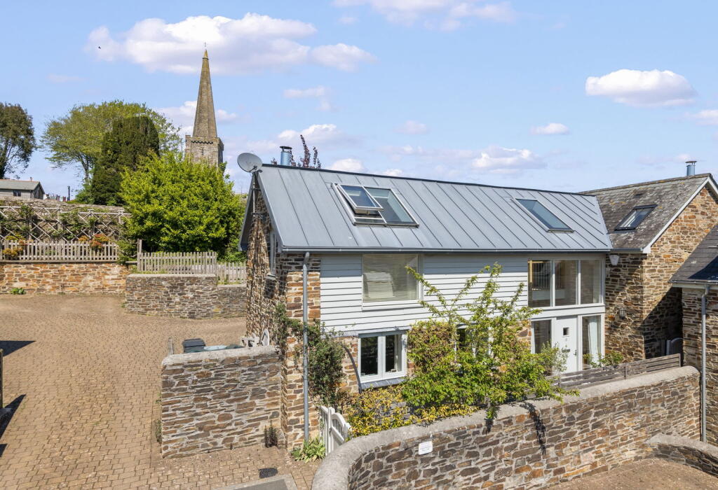 Main image of property: Masons Yard, HOLBETON, South Devon
