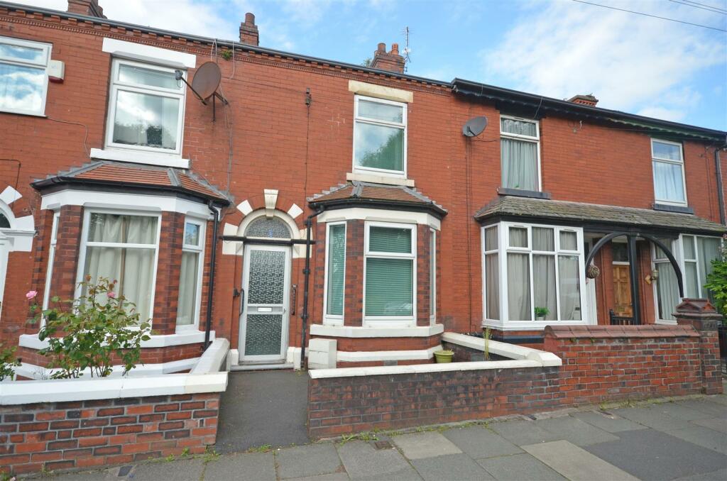 2 bedroom terraced house for sale in Henrietta Street, AshtonUnder