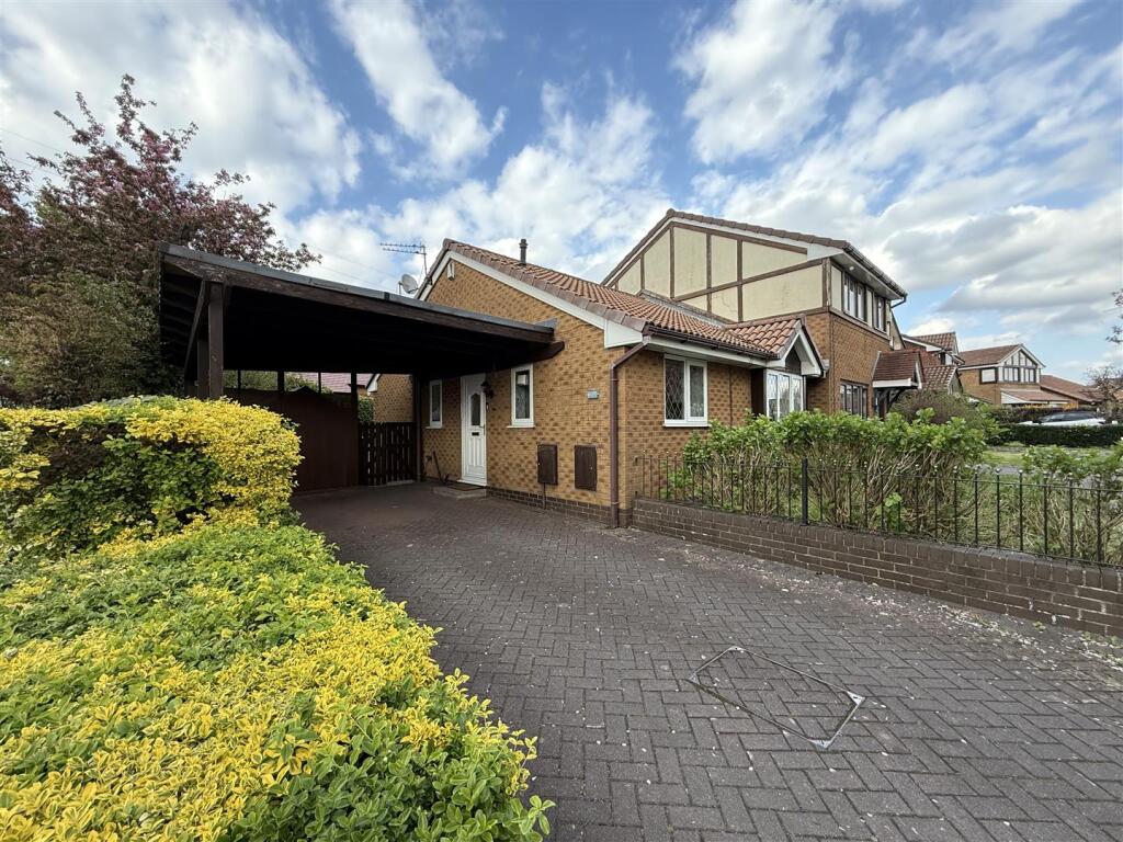 Main image of property: Camberwell Drive, Ashton-Under-Lyne