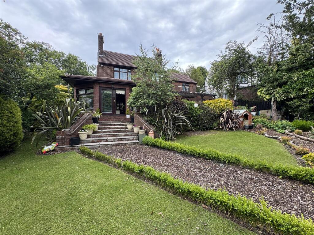 Main image of property: Higham Lane, Gee Cross, Hyde