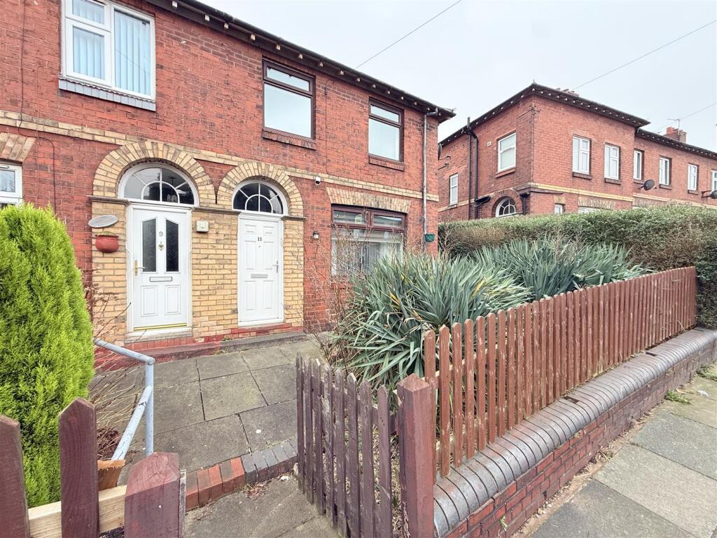Main image of property: Thorncliffe Avenue, Dukinfield