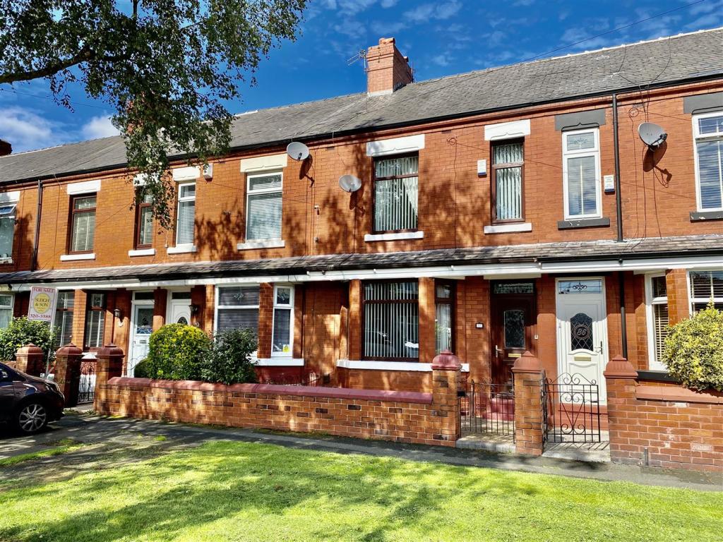 3 bedroom house for sale in Victoria Street, Denton, Manchester, M34