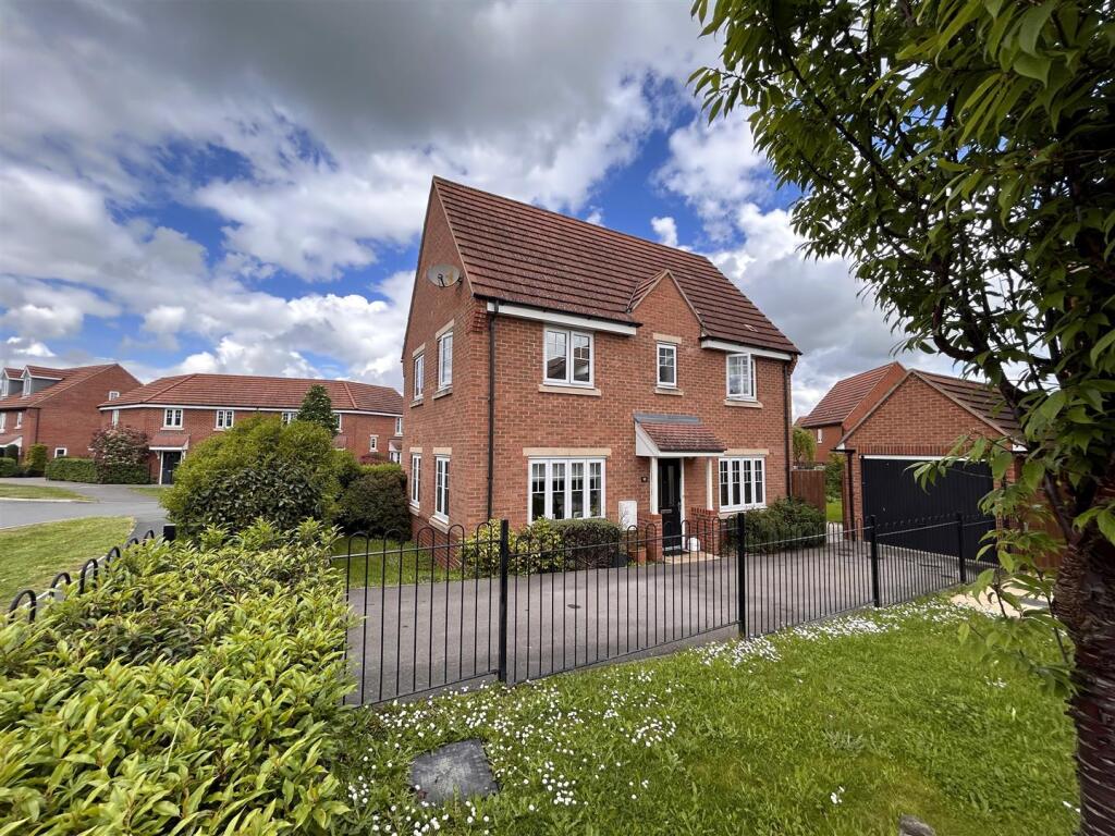 Main image of property: Greenfinch Road, Didcot