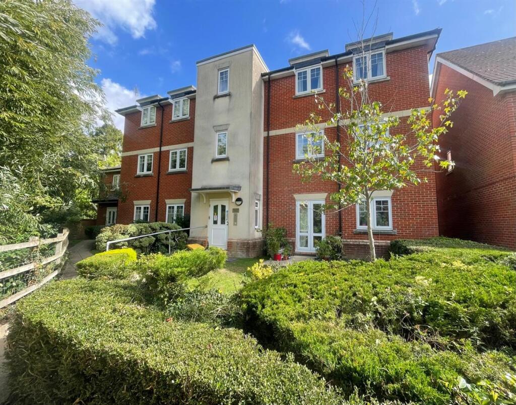 Main image of property: Little Court, Wantage