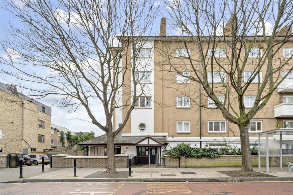 Main image of property: Rogers Estate, Globe Road, London