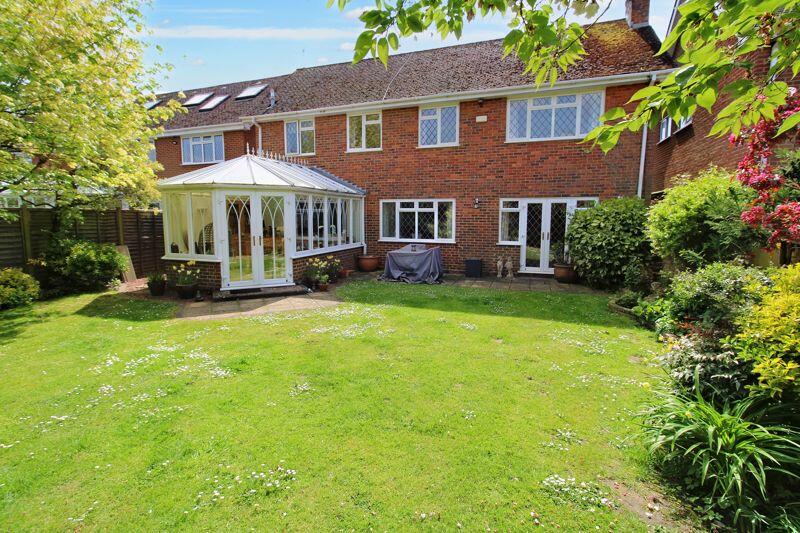 4 bedroom detached house for sale in Penn/Tylers Green, HP10