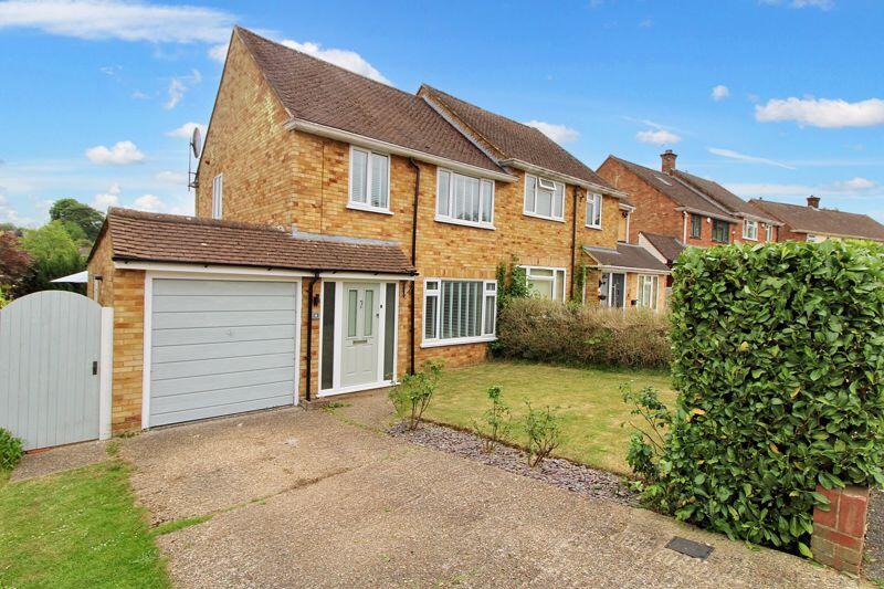 Main image of property: Roberts Ride, Hazlemere