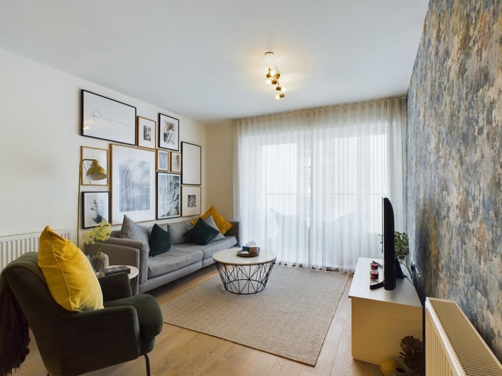 Main image of property: Avonside House, East Station Road, Fletton Quays, Peterborough, PE2 