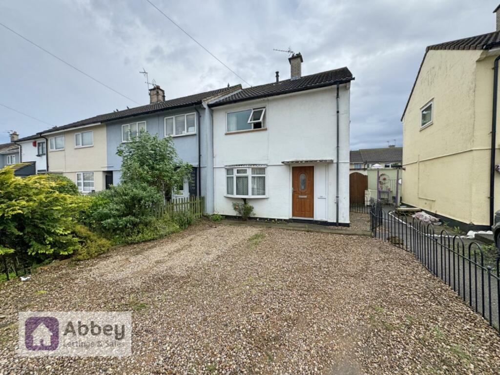 2 bedroom house for sale in Bedale Drive, Leicester, LE4