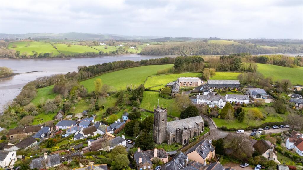 Main image of property: Riverside Road, Dittisham