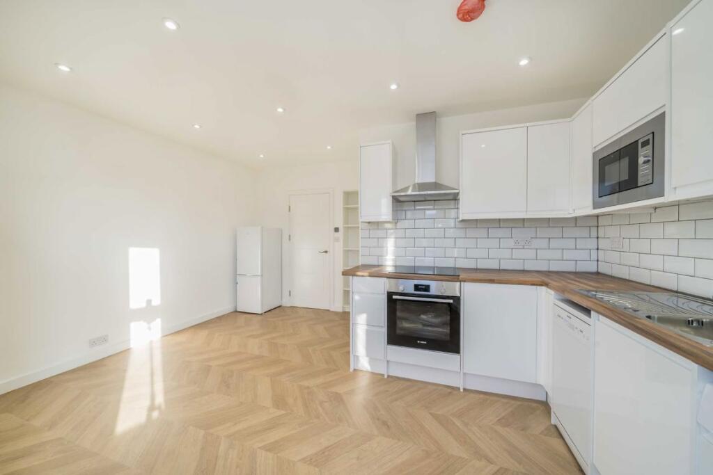 Main image of property: Garratt Lane, Tooting