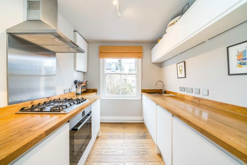 Main image of property: Dafforne Road, Tooting