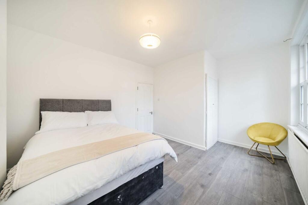 Main image of property: Lessingham Avenue, Tooting