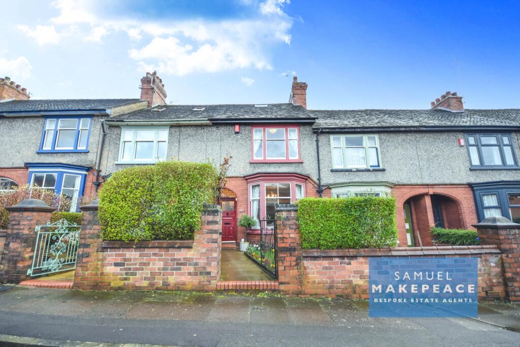 3 bedroom terraced house for sale in Yoxall Avenue, Penkhull, Stoke-on-Trent, ST4