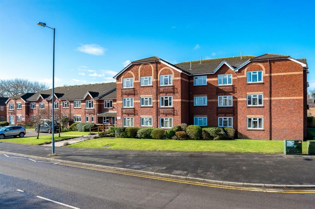 2 bedroom retirement property for sale in Church Road, Formby