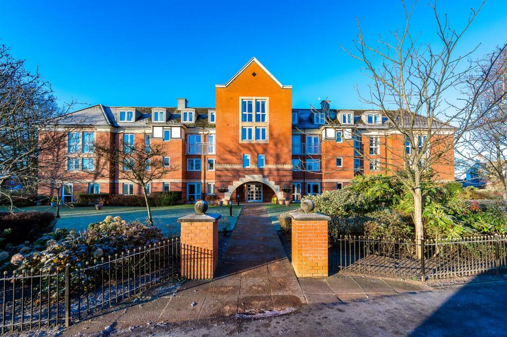 1 bedroom retirement property for sale in Freshfield Road, Formby