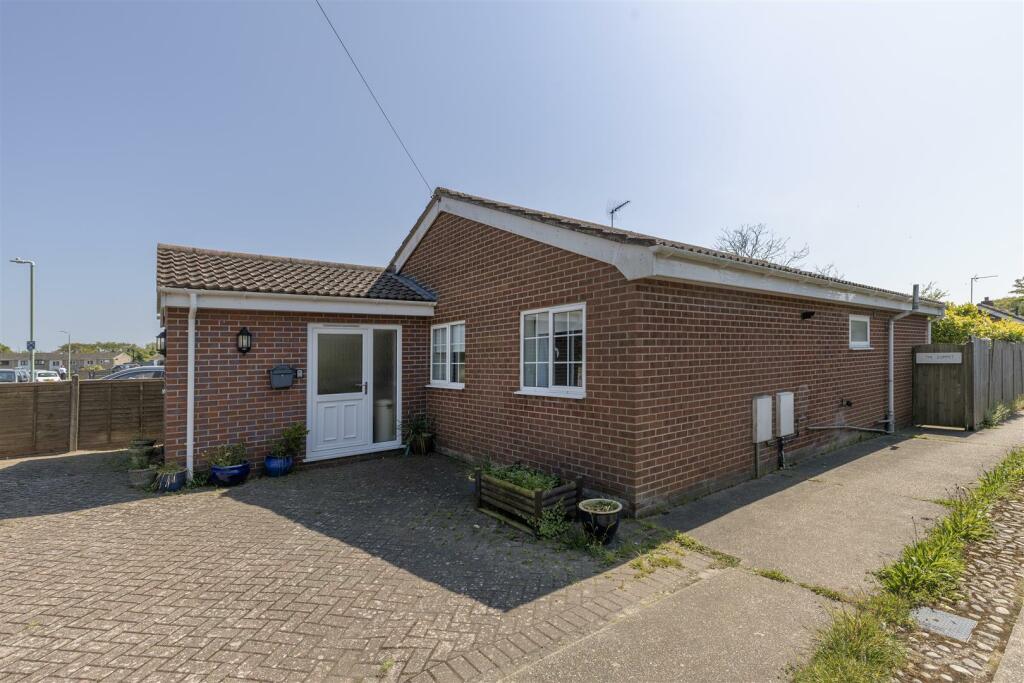 Main image of property: Mount Pleasant, Reydon, Southwold