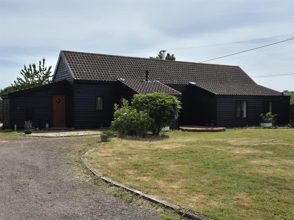 Main image of property: Woodrow Lane, Great Moulton, NR15 2HZ