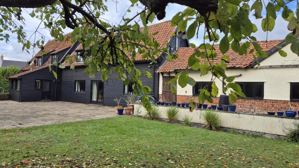 Main image of property: Woodstock Barn, Chapel Lane, Botesdale, IP22 1DT