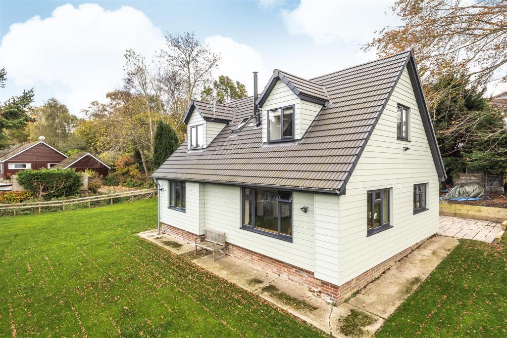 3 bedroom detached house for sale in Whalley Lane, Uplyme, Lyme Regis, DT7