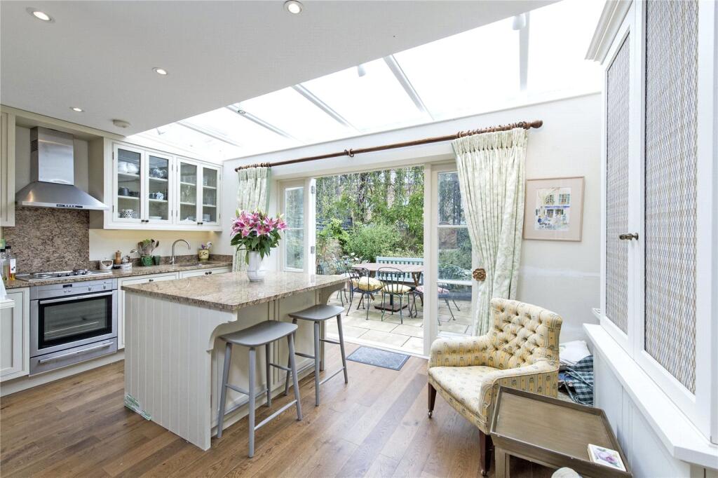 Main image of property: Reform Street, London, SW11