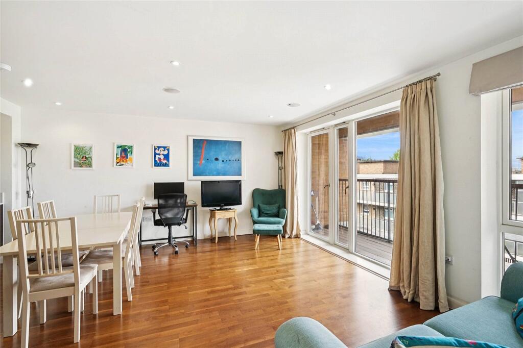 Main image of property: Battersea Park Road, London, SW11
