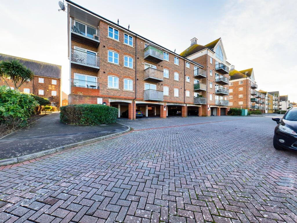 2 bedroom apartment for sale in Dunwich, Sussex Wharf, BN43