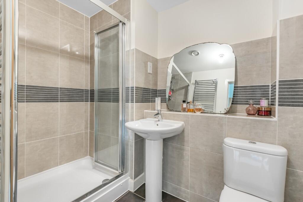 Additional property image - Rainbow Square, Shoreham-by-sea, BN43 6AX