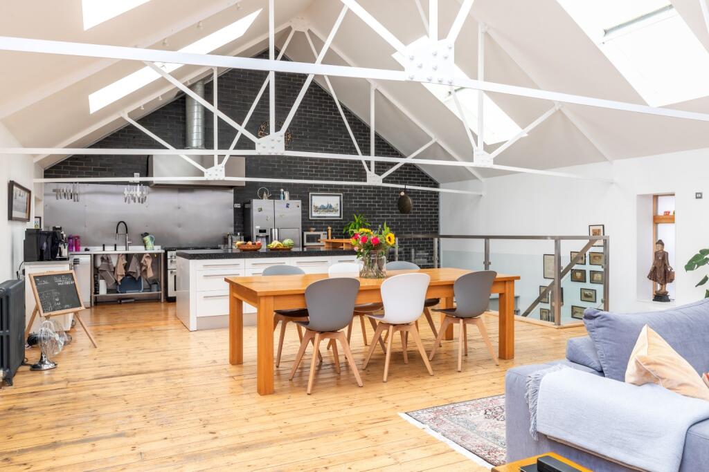 Additional property image - Park Road, Worthing, West Sussex, BN11 2AS