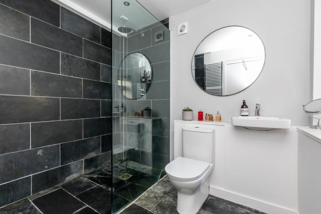 Additional property image - Park Road, Worthing, West Sussex, BN11 2AS