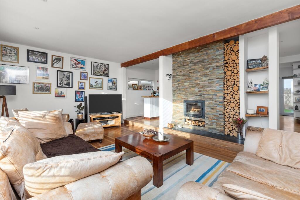 Additional property image - Beach Green, Shoreham by Sea, Opposite The Foreshore