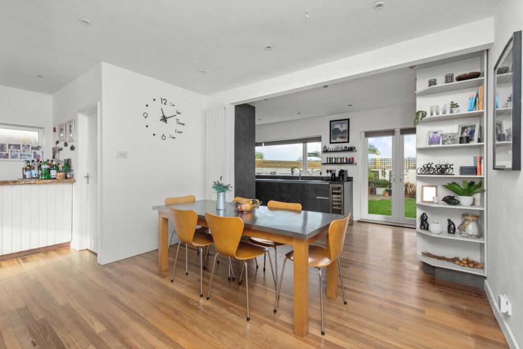 Additional property image - Beach Green, Shoreham by Sea, Opposite The Foreshore