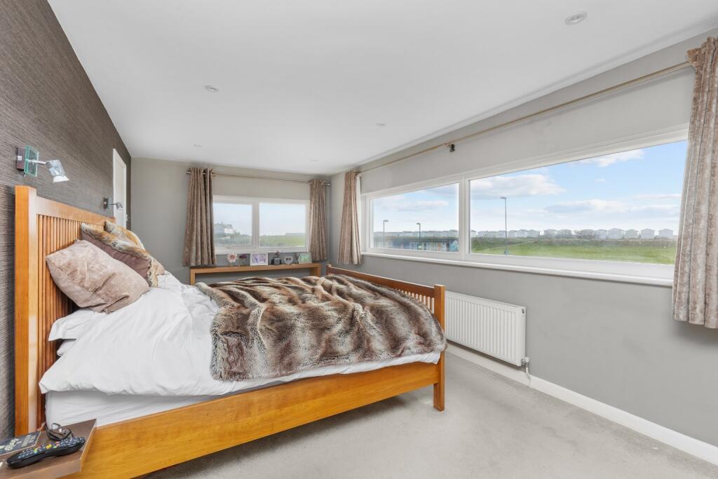 Additional property image - Beach Green, Shoreham by Sea, Opposite The Foreshore