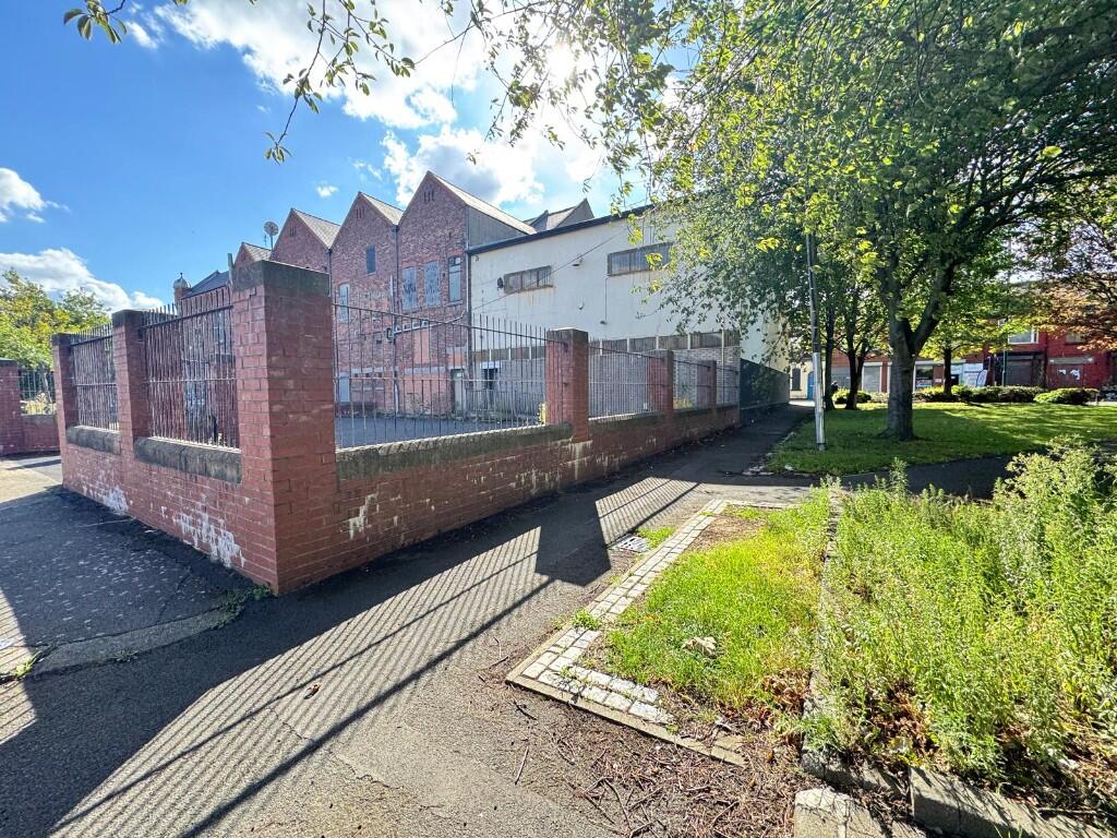 Main image of property: 92 Normanby Road, Middlesbrough, North Yorkshire, TS6
