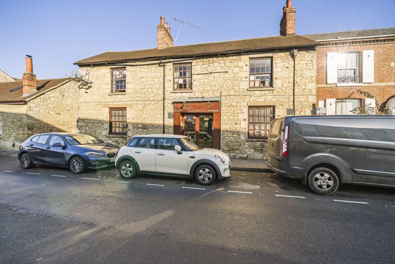 Main image of property: High Street, Oxford