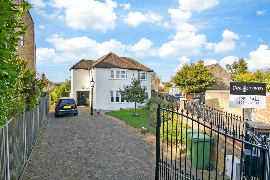 Main image of property: Beech Lane, Buckhurst Hill, Essex