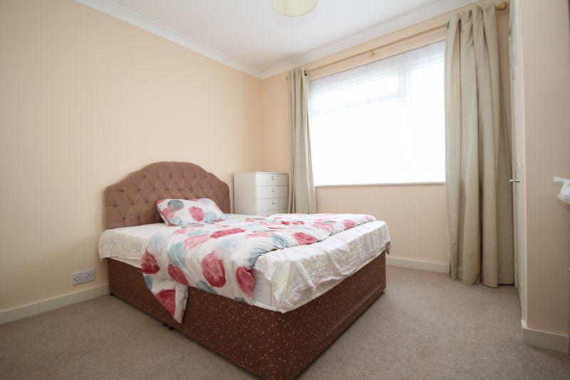 4 bedroom detached bungalow for sale in Thorpe Avenue, Tonbridge, TN10