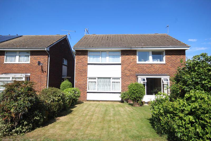3 bedroom semidetached house for sale in Molescroft Way, Tonbridge, TN9