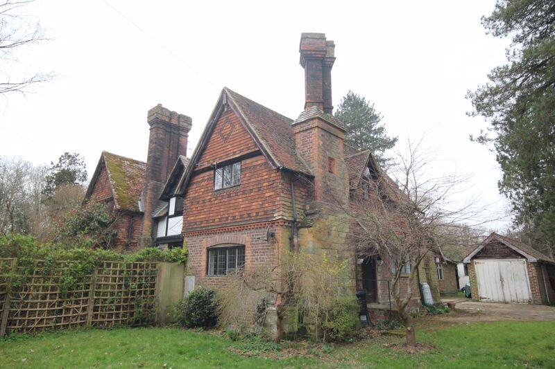 Main image of property: Penshurst Road, Leigh