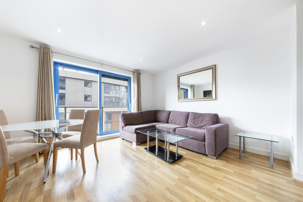 Main image of property: Westgate Apartments, 14 Western Gateway, E16