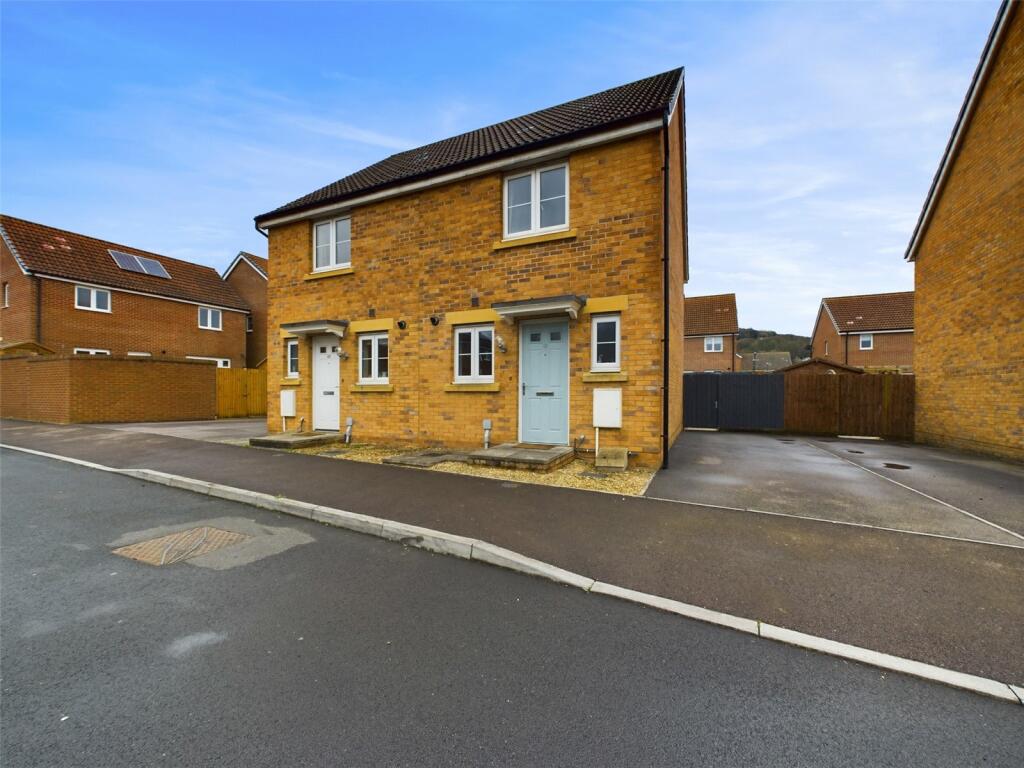 2 bedroom semi-detached house for sale in Spinners Road, Brockworth, Gloucester, Gloucestershire, GL3