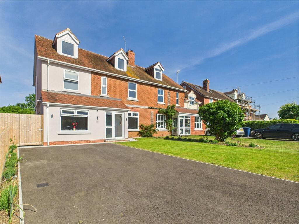 Main image of property: Brookfield Lane, Churchdown, Gloucester, Gloucestershire, GL3