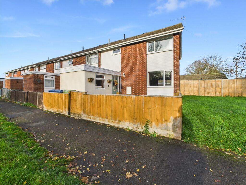 Main image of property: Yew Tree Way, Churchdown, Gloucester, Gloucestershire, GL3