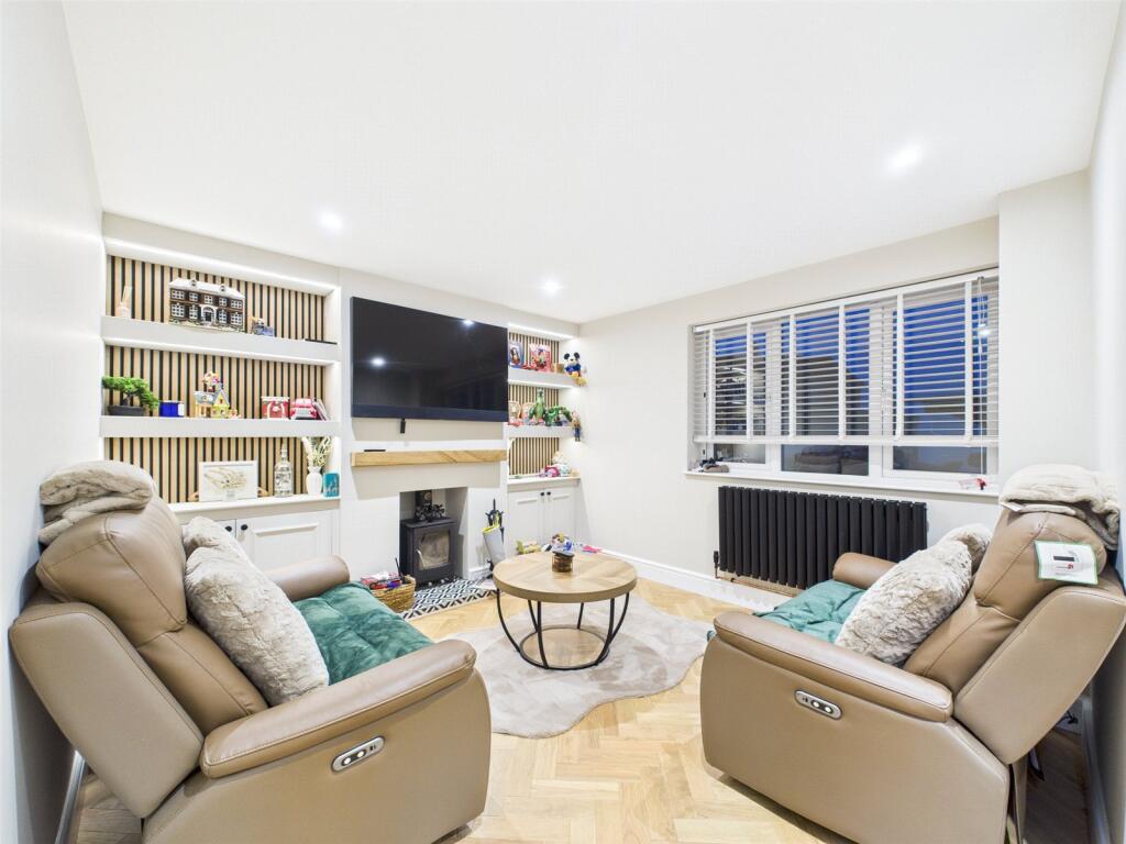 Main image of property: Craven Drive, Churchdown, Gloucester, Gloucestershire, GL3