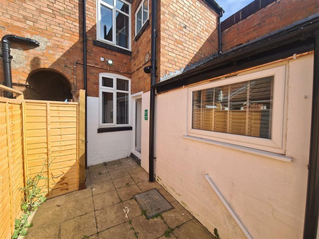 Additional property image - Mount Pleasant, Redditch