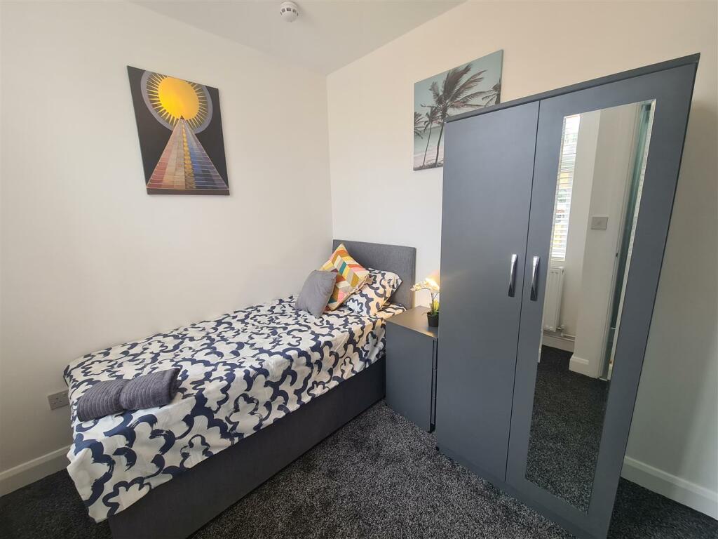 Additional property image - Lodge Road, Redditch