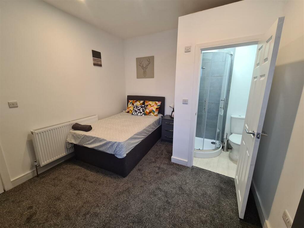 Additional property image - Bearwood Road, Smethwick