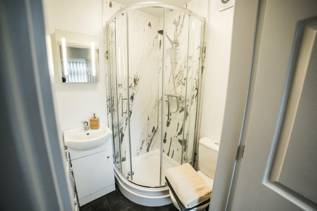 Additional property image - Windmill Lane, Smethwick, Birmingham