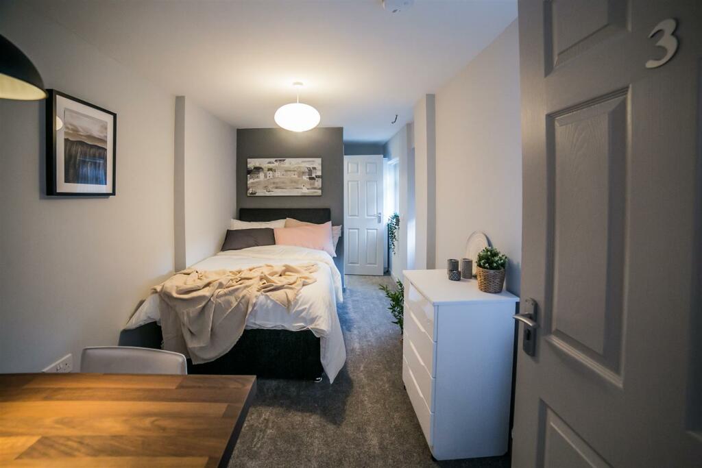 Additional property image - Windmill Lane, Smethwick, Birmingham